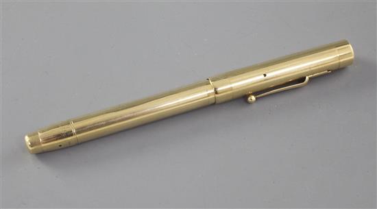 A 1930s 18ct gold cased Swan fountain pen, 13.4cm.